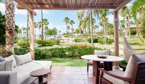 Grand - Butler Service, Deluxe Guest room, 1 King, Terrace