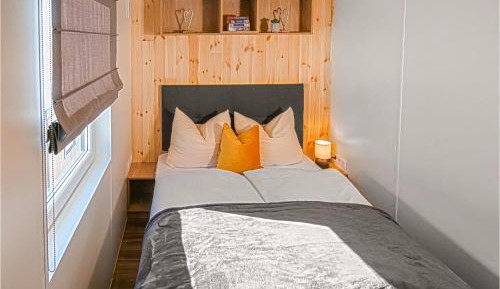 One-Bedroom Holiday Home