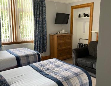 Twin Room with Private Bathroom
