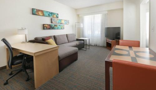 One-Bedroom Queen Suite with Sofa Bed