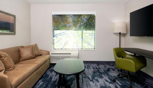 Queen Suite with Two Queen Beds and Sofa Bed