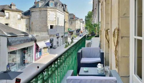 Apartment with Balcony
