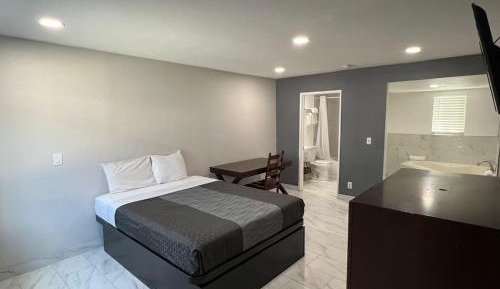 Large Single Room