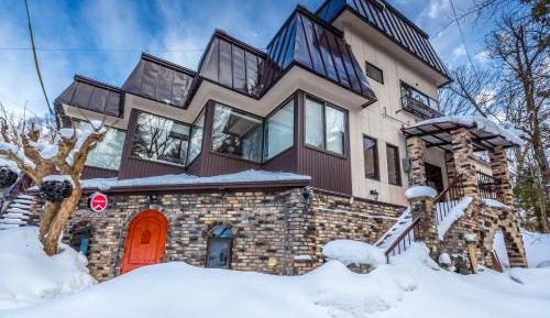 10-Bedroom Chalet