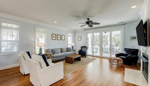 Four bedroom holiday home 