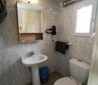 Deluxe Studio