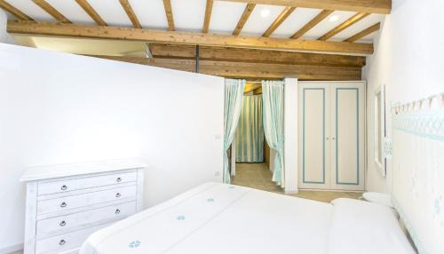 Two-Bedroom Townhouse