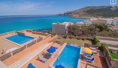 Villa - Beach Front