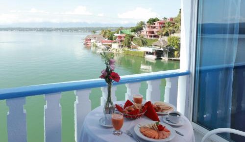 Double Suite with Lake View