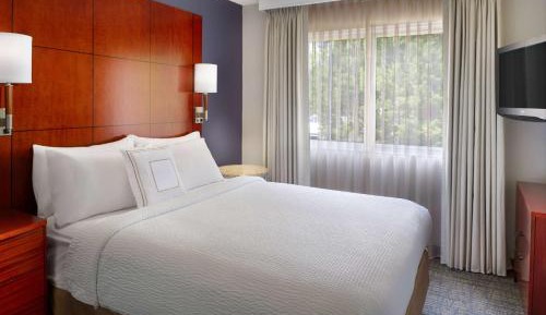 One Bedroom Suite Queen