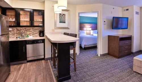 One-Bedroom Suite with Two Double Beds