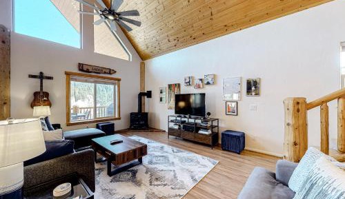 Four bedroom holiday home 