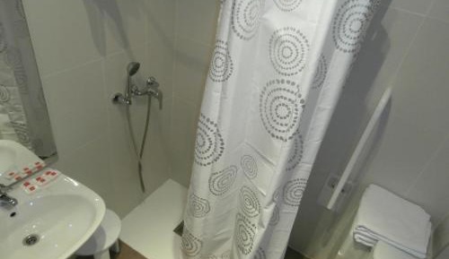 Basic Triple Room