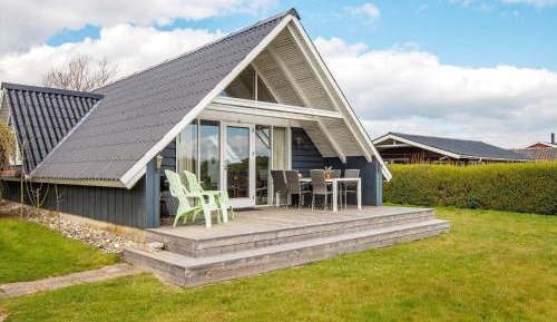 Two-Bedroom Holiday Home