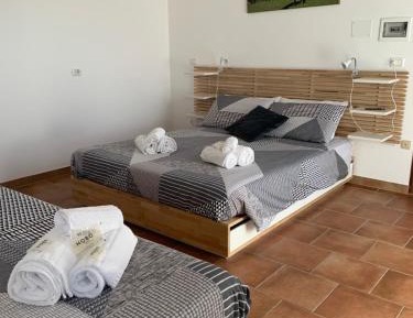 Triple Room with Private Bathroom