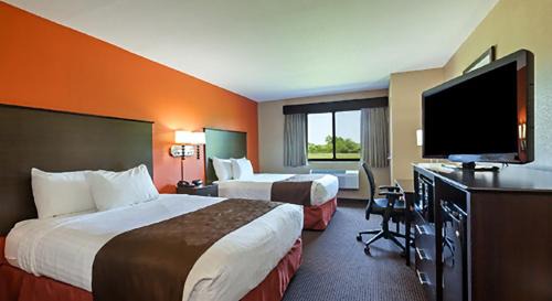 Queen Room with Two Queen Beds - Non-Smoking