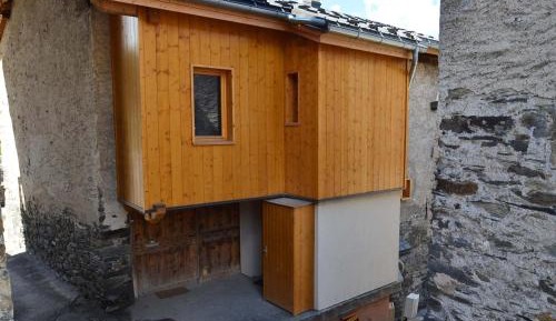 Apartment (4 Adults)