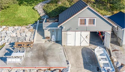Two-Bedroom Holiday Home