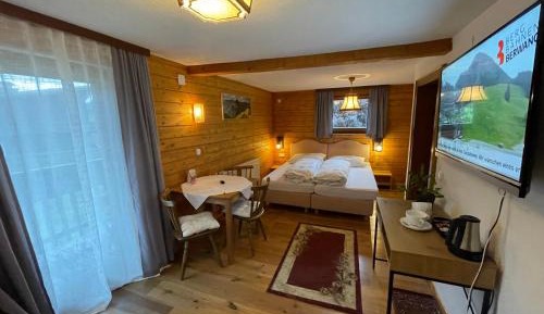 Double Room with Extra Bed and Balcony