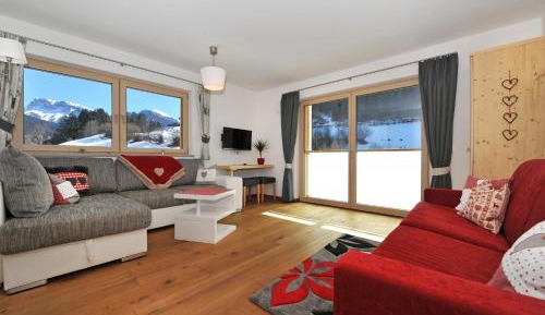 Superior One-Bedroom Apartment with Balcony