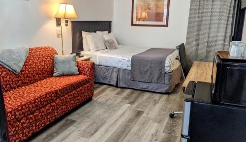 Queen Room with Spa Bath