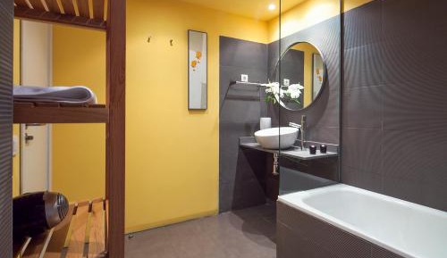 Studio (2 Adults)