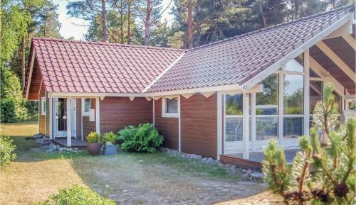 Three-Bedroom Holiday Home 