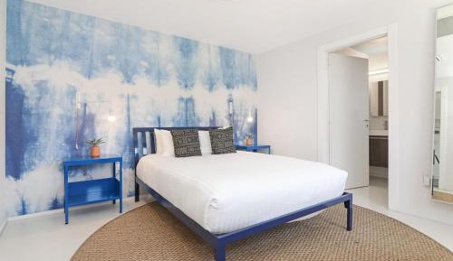 Three-Bedroom Deluxe Apartment