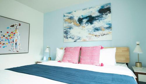 One Bedroom Apartment