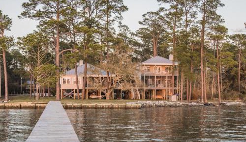Five-Bedroom Holiday Home