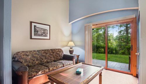 One Bedroom Apartment