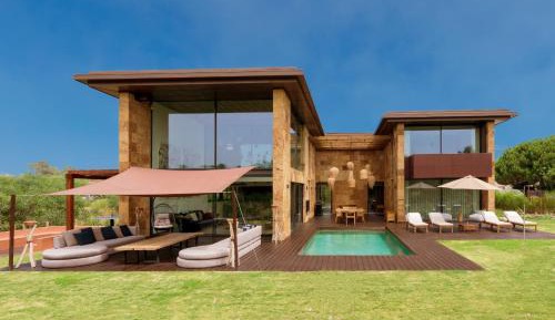 Villa - Beach Front