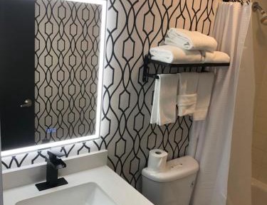 Room with 1 King Bed - Ocean View