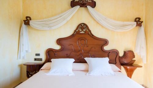 Double Room with Spa Bath