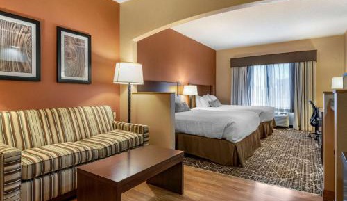 Queen Suite with Queen Beds - Non-Smoking