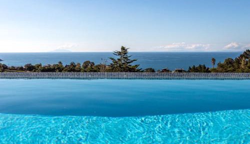 One-Bedroom Villa with Sea View