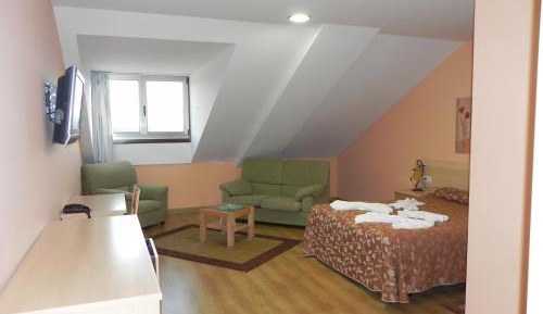 One-Bedroom Suite