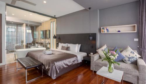 Pool Suite with Sea View