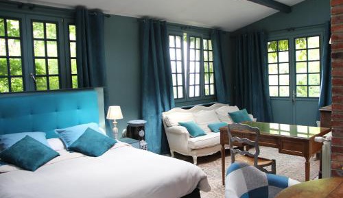 Suite with Garden View