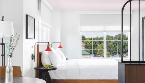 Gardener's Premier Room 