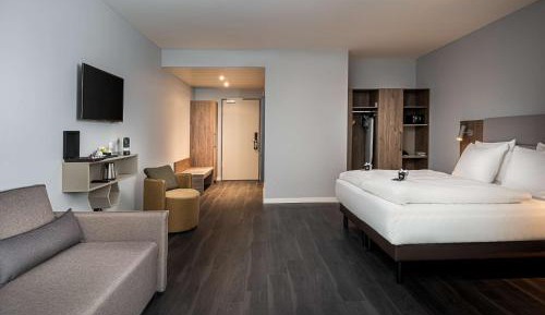Superior Family Room
