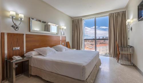 Double Room with City View