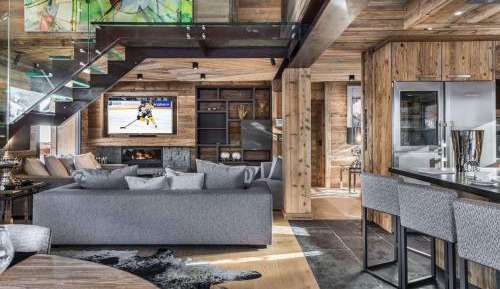 Chalet (12 Adults)