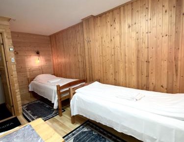 Economy Twin Room