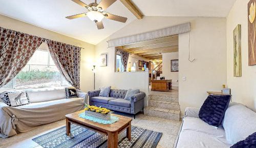 Four bedroom holiday home 