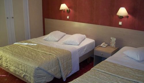 Triple Room