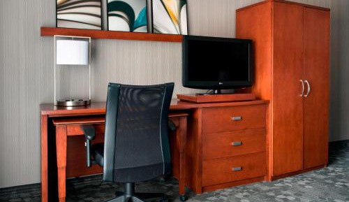 One-Bedroom King Suite