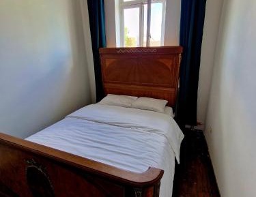 King Studio with Sofa Bed
