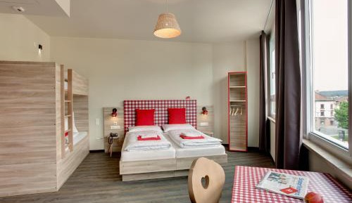 Quad Room