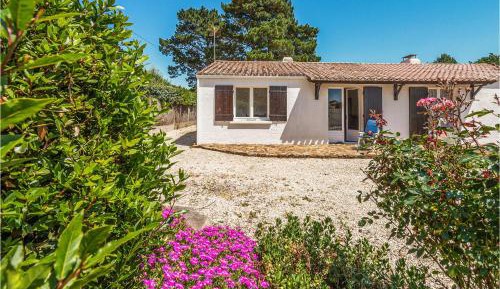 Two-Bedroom Holiday Home